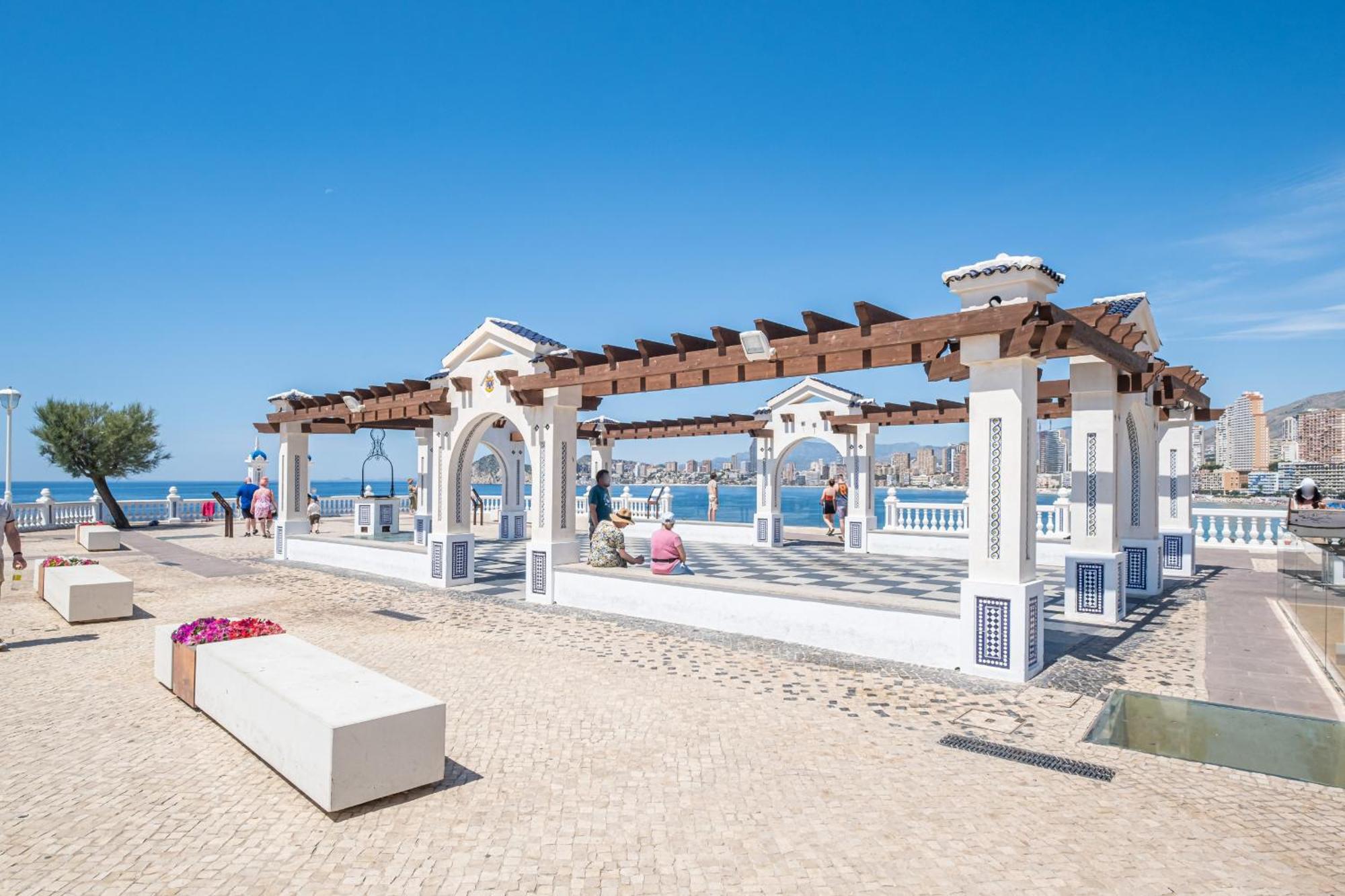 Apartamentos El Castell Benidorm Old-Town Экстерьер фото