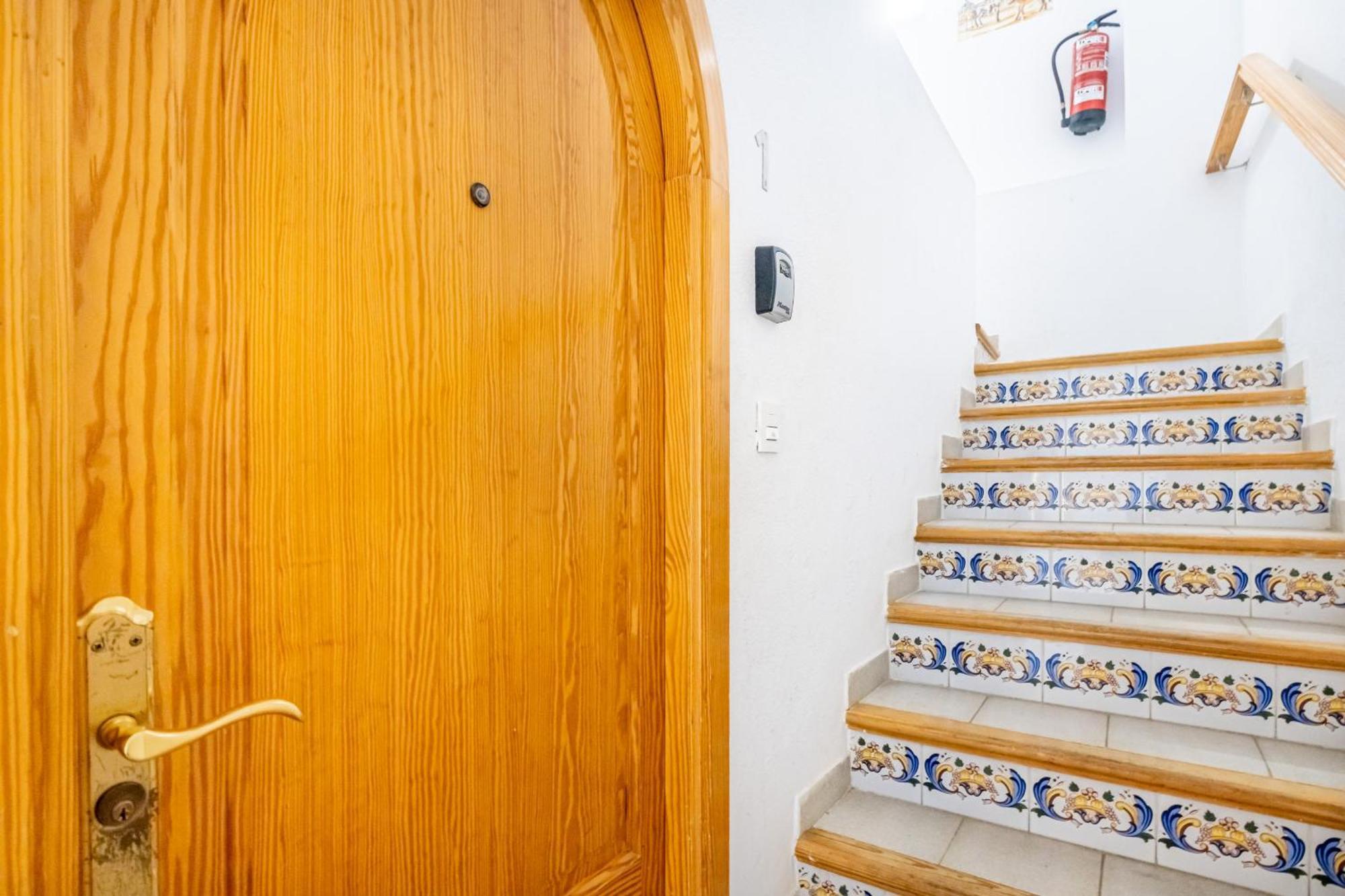 Apartamentos El Castell Benidorm Old-Town Экстерьер фото