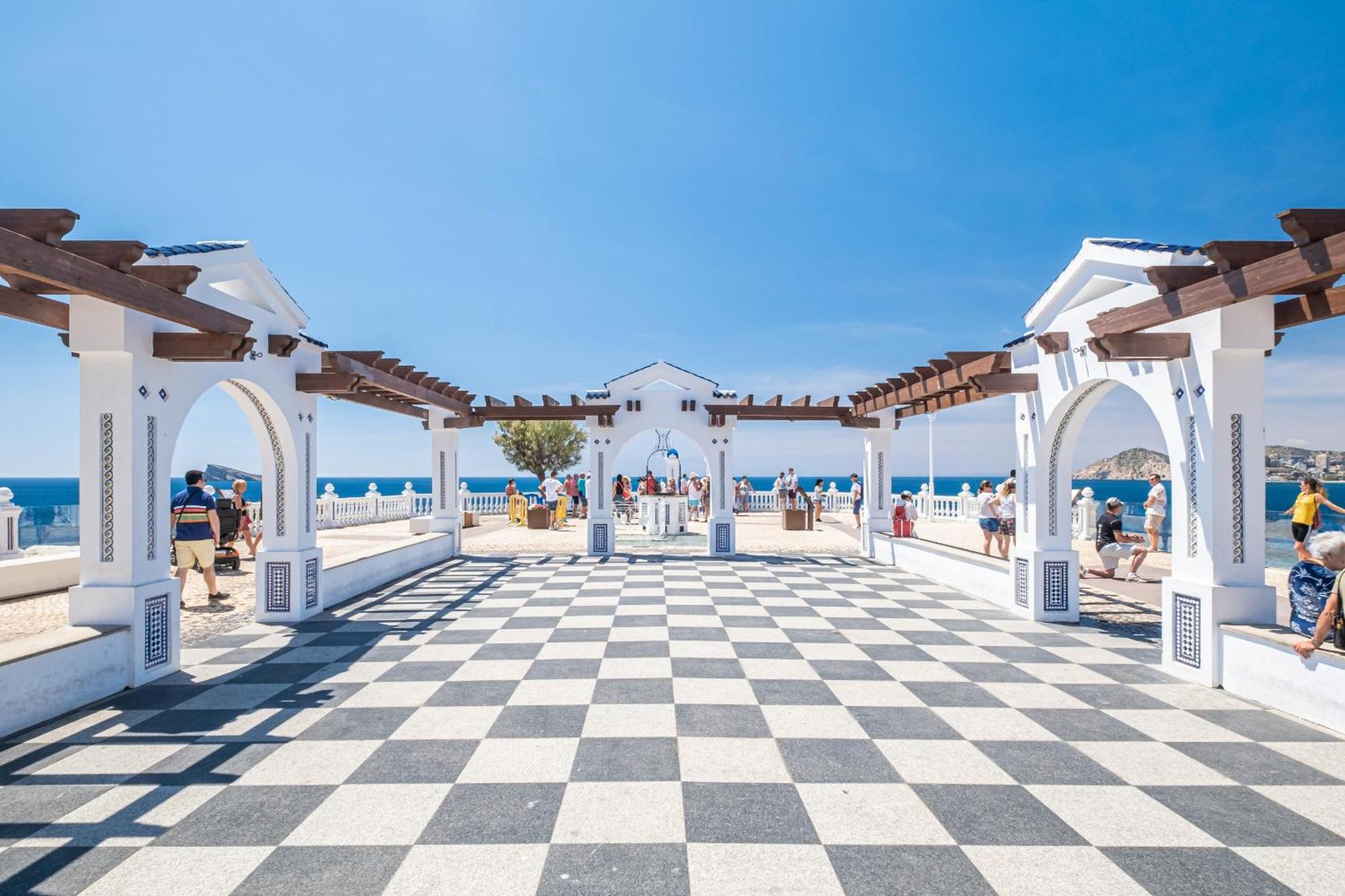 Apartamentos El Castell Benidorm Old-Town Экстерьер фото